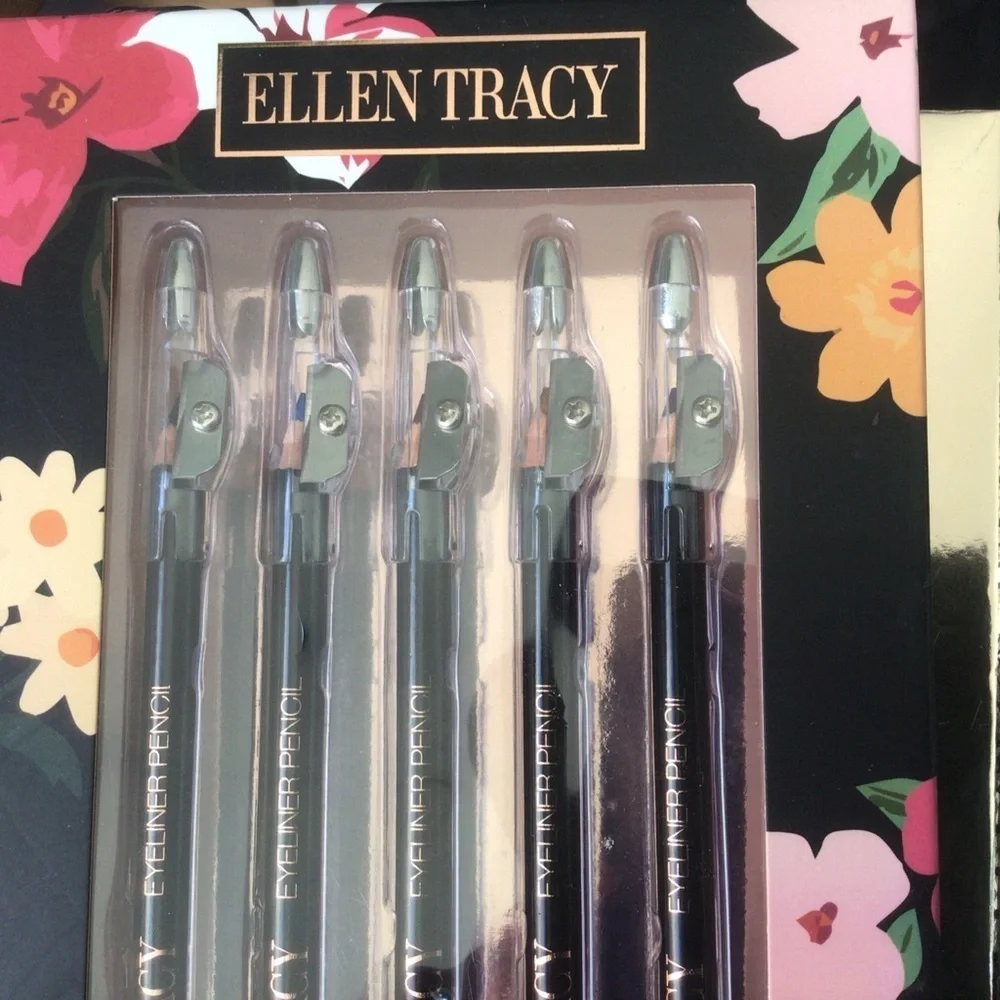 Makeup bundle